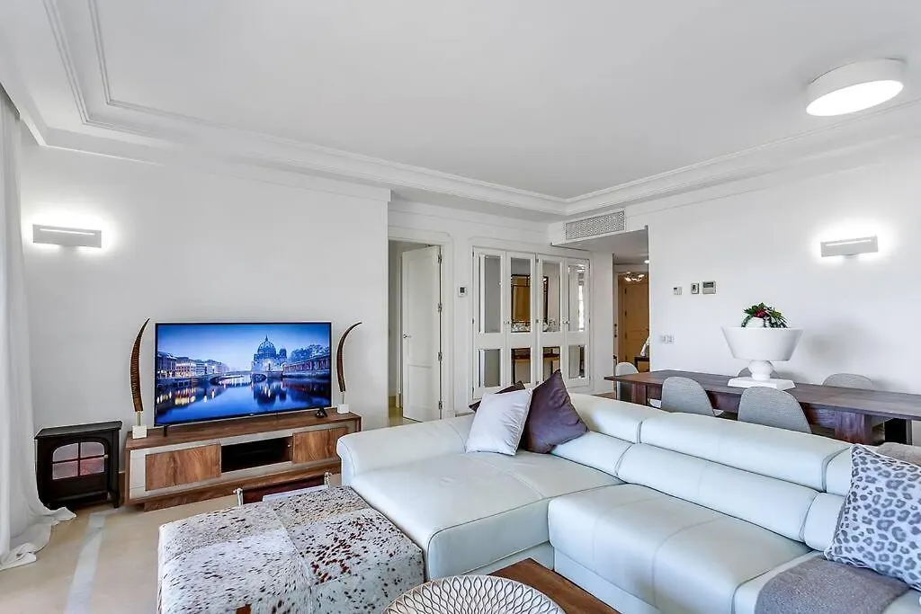 Yolo Spaces - Sotogrande - Puerto Luxury Apartment San Roque  España