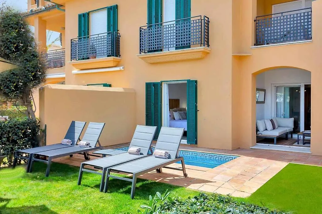 Yolo Spaces - Sotogrande - Puerto Luxury Apartment San Roque