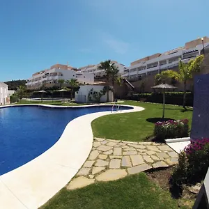 Apartamento 2127-superb 2 Bedrooms , Lovely Terraces And Pool, San Roque (Andalucia)