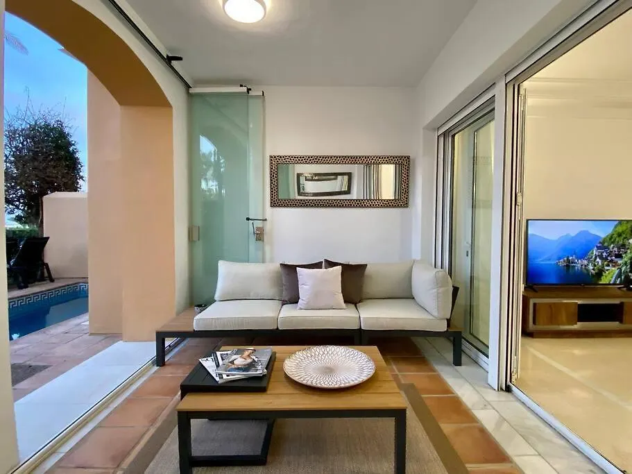 Yolo Spaces - Sotogrande - Puerto Luxury Apartment سان روكي إسبانيا