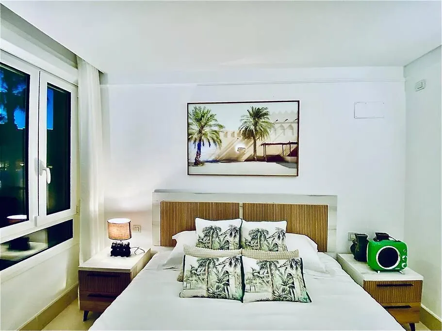 Yolo Spaces - Sotogrande - Puerto Luxury Apartment سان روكي إسبانيا