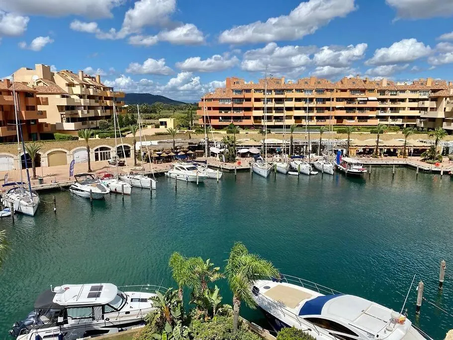 Yolo Spaces - Sotogrande - Puerto Luxury Apartment سان روكي