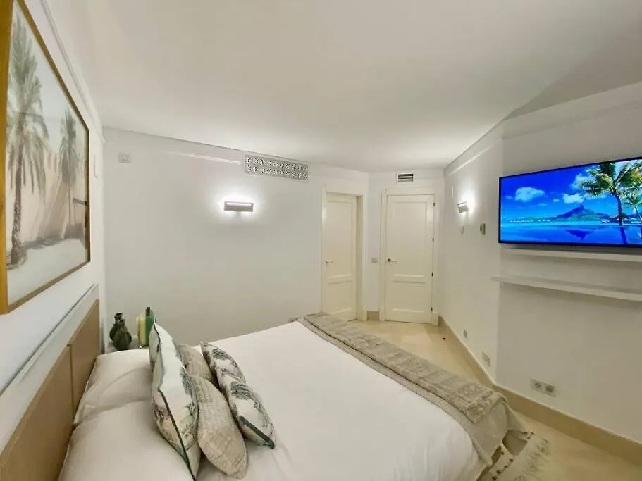 Yolo Spaces - Sotogrande - Puerto Luxury Apartment سان روكي إسبانيا